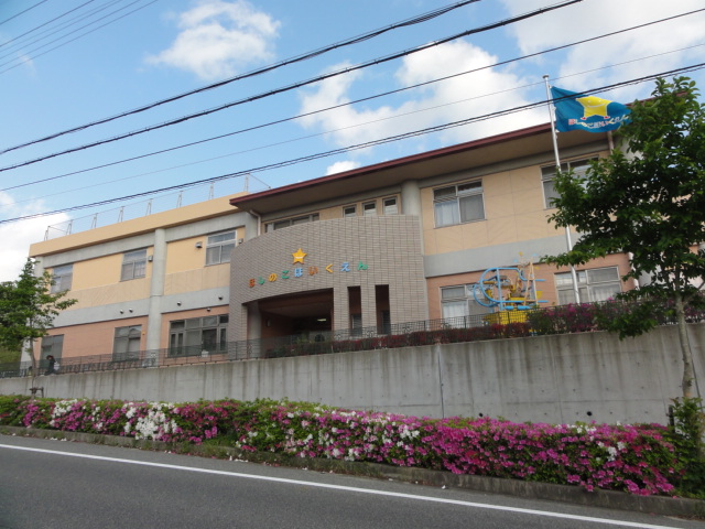 kindergarten ・ Nursery. Star of child nursery school (kindergarten ・ 414m to the nursery)