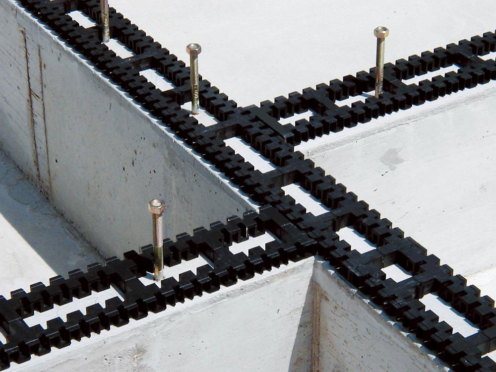 Construction ・ Construction method ・ specification. Raise the floor of breathability