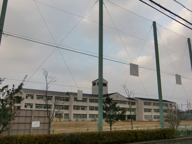 Primary school. 1669m to Kobe City Nishiyama elementary school (elementary school)