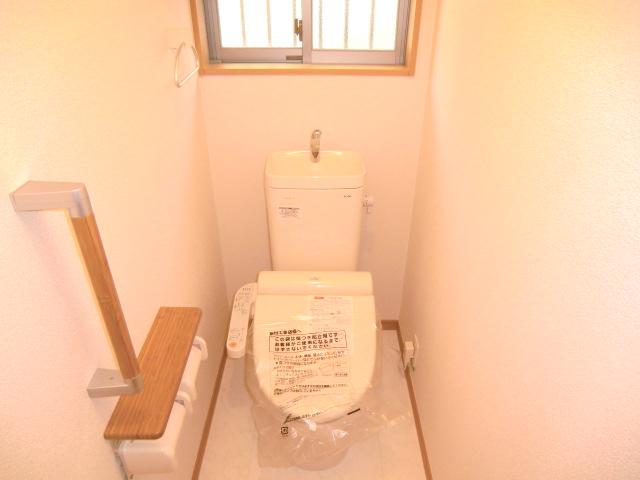 Other Equipment. Same specifications photos (toilet)