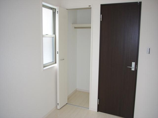 Receipt. Each room there is in the housing! (A No. land)