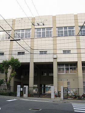 Junior high school. 664m to Kobe Municipal Eboshi junior high school