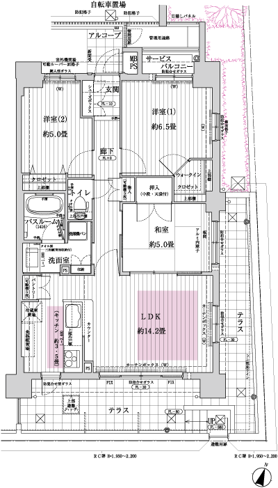 Floor: 3LDK, occupied area: 70.04 sq m, Price: 31.7 million yen