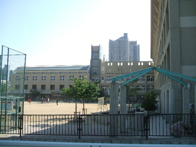 Primary school. 573m to Kobe Municipal Shigenori elementary school (elementary school)