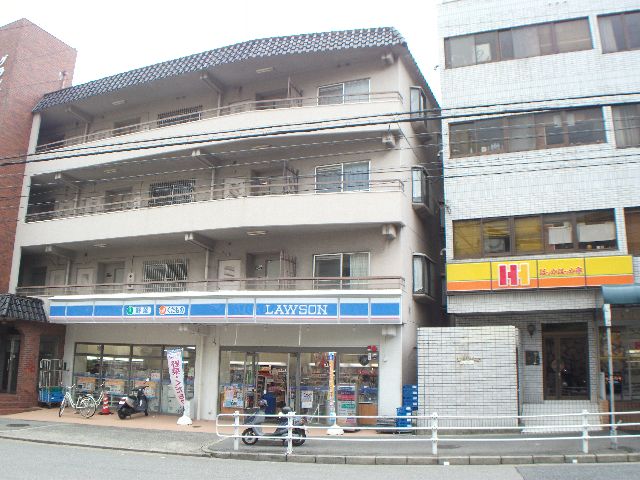 Convenience store. convenience store, 230m until Lawson (convenience store)