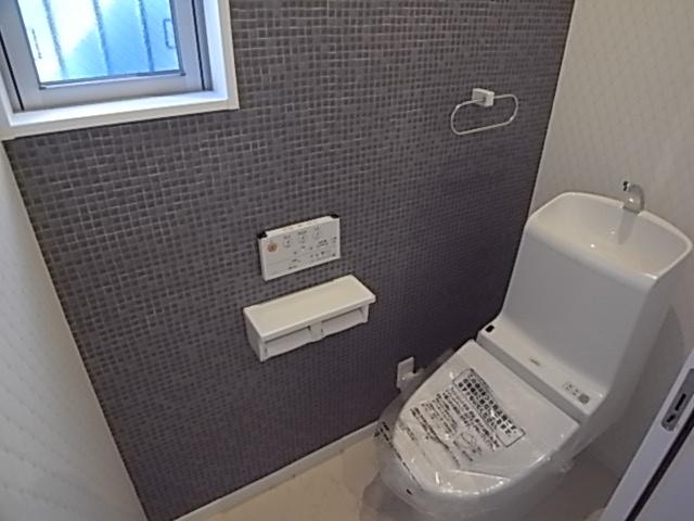 Toilet. 1st floor