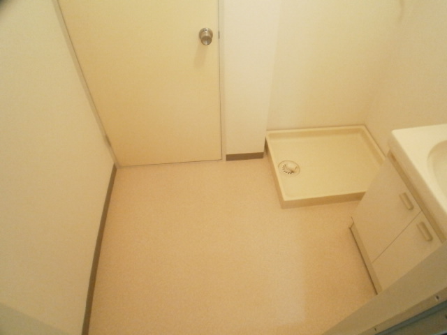 Washroom. Undressing space