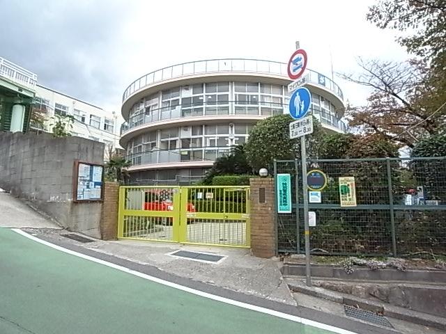 Other local. Takashi Mino Elementary School