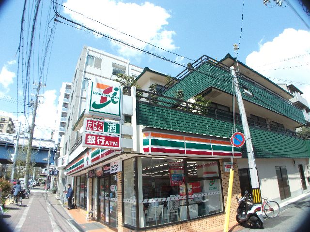 Convenience store. Eleven Kobe Shinzaike Ekimae up (convenience store) 207m