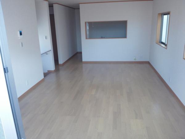 Living. It is very bright on the south-facing living room!