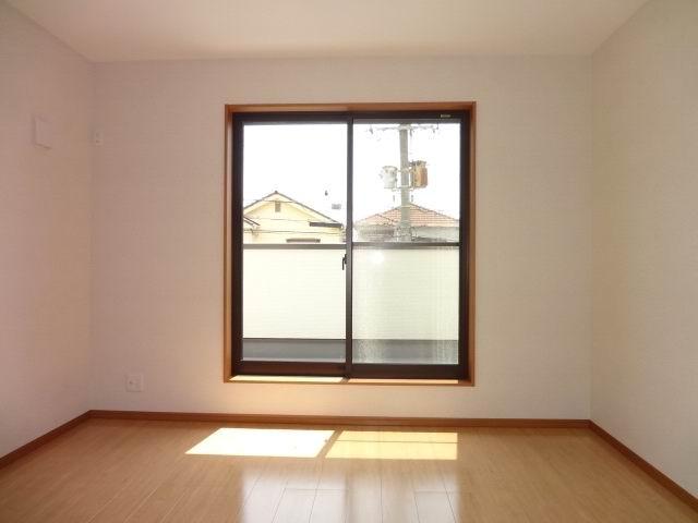 Non-living room. 2 Kainushi bedroom 7.6 Pledge. balcony ・ With closet. Is yang This good at MinamiMuko. 