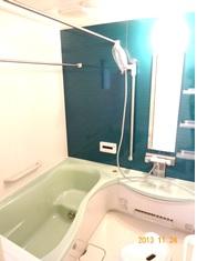 Bathroom.  ◆ Mist sauna ◆ Bathroom Dryer ◆ A comfortable bath time in the sound shower this enhancement equipment