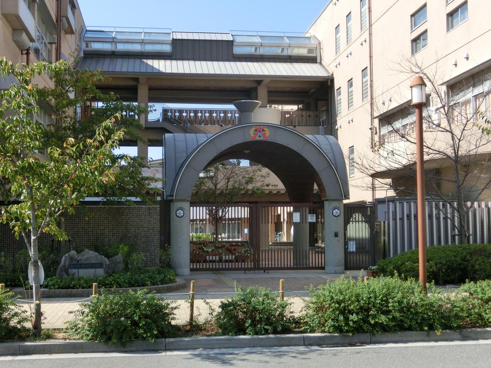 Primary school. 500m to Kobe Municipal earth Elementary School