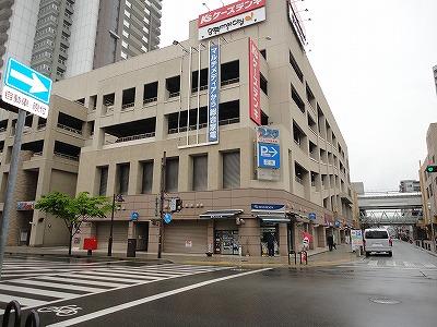 Home center. K's Denki Shin-Nagata to the store 578m