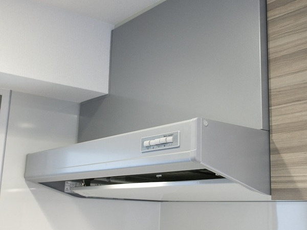 Kitchen.  [Rectification Backed range hood] With excellent structure to a suction force, such as cooking at the time of the smell and steam, Adopt an antifouling effect is high rectification Backed range hood (same specifications)