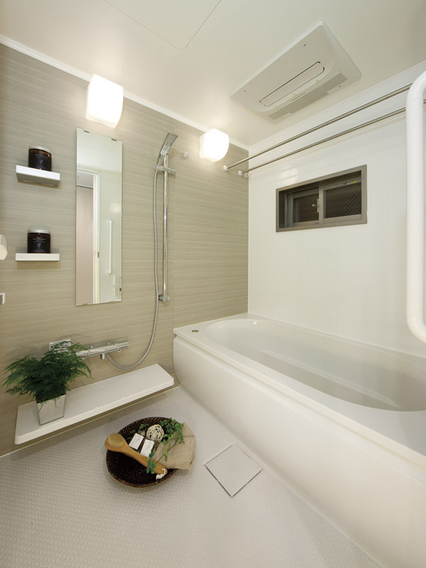 Bathing-wash room.  [bathroom] Bathroom heals tired of the day from the core. In a simple design "mist Kawakku" and "thermos bathtub", Equipped with advanced equipment, such as to achieve a water-saving while pleasant bathing comfort "air-in shower" (G type model room)