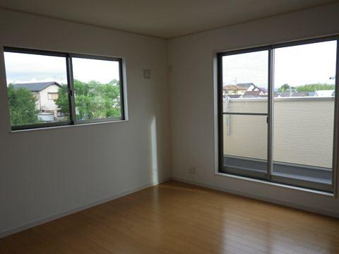 Non-living room. The company construction cases