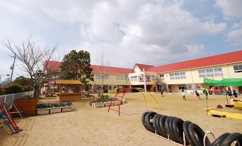 kindergarten ・ Nursery. 530m various until private Ibuki kindergarten through the "play" and "experience", Nurture a healthy mind and body. It has also been the hotel's schoolchildren club "Ibukikko" Club in the park. 