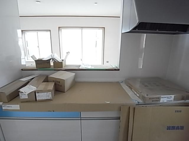 Same specifications photo (kitchen)