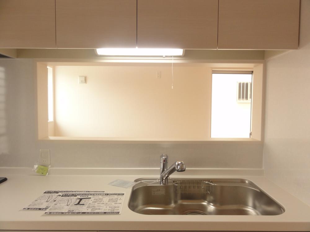 Same specifications photo (kitchen). Same specifications construction cases