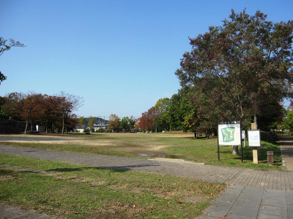 park. 297m until Takenodai park