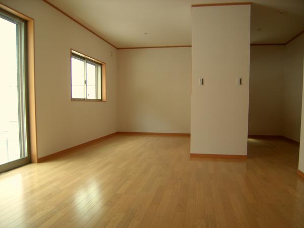 Living. 16 is a spacious living room of the Pledge