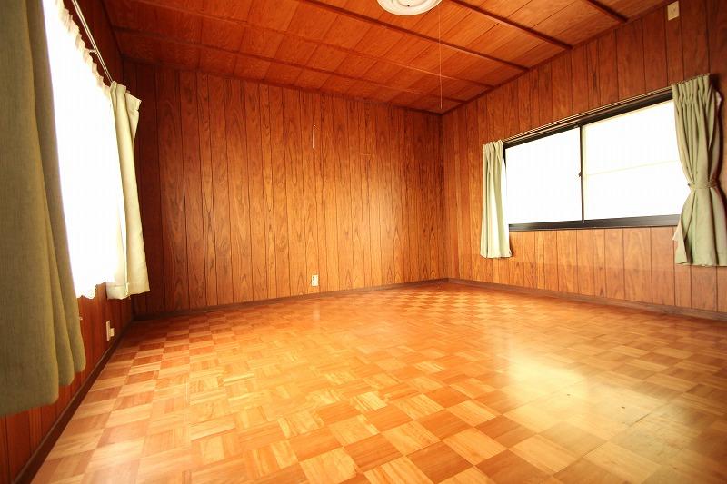 Non-living room. Indoor (June 2013) Shooting