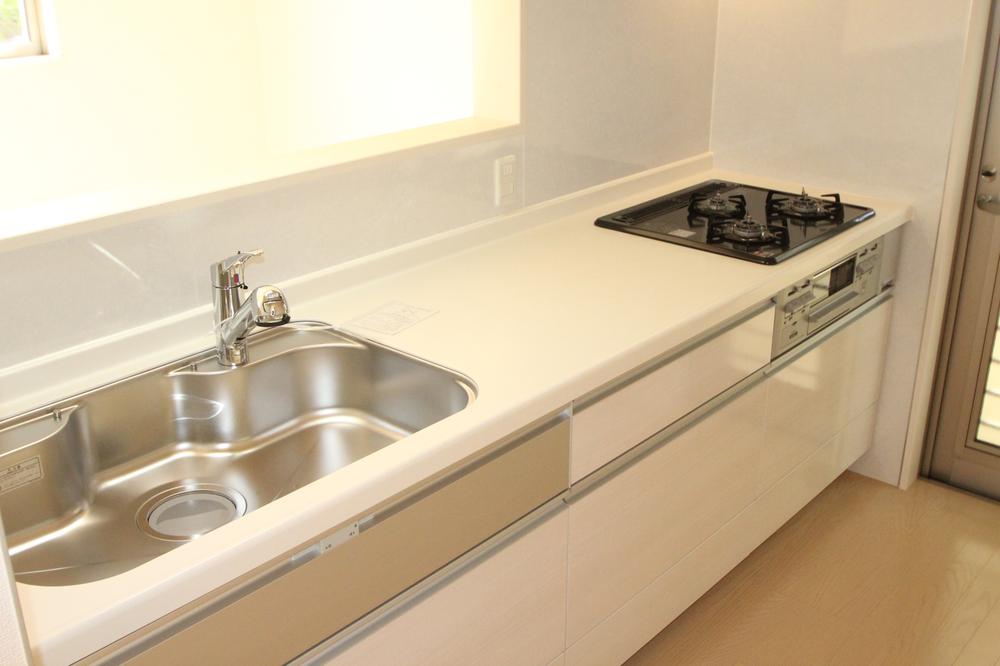 Same specifications photo (kitchen). Of ○ children, Looking also safe design. Make fun of my home in the kitchen. We believe the "such as gatherings of dinner hear" such urban development. 