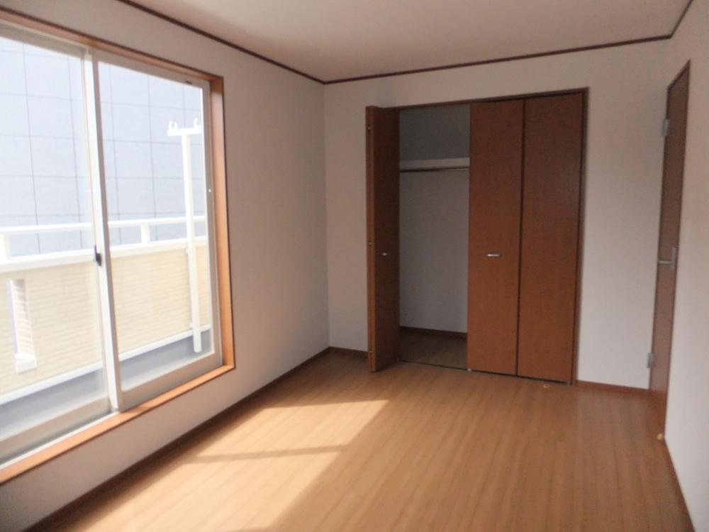 Same specifications photos (Other introspection)