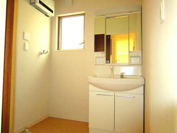 Same specifications photos (Other introspection)