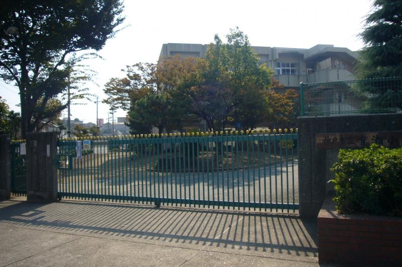 Primary school. 210m to Kobe Municipal Arise Elementary School