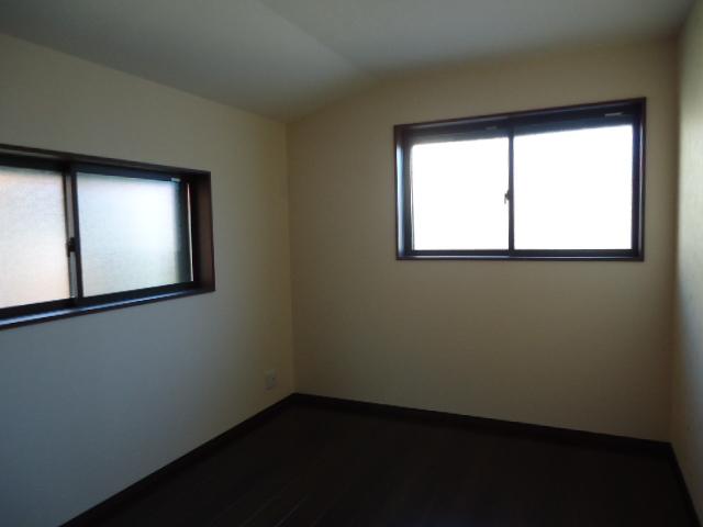 Non-living room. Local (September 21, 2013) Shooting