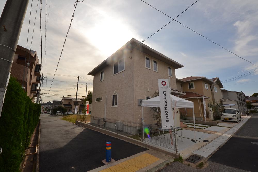 Local appearance photo. Local (November 9, 2013) Shooting