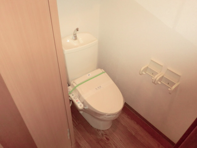 Toilet