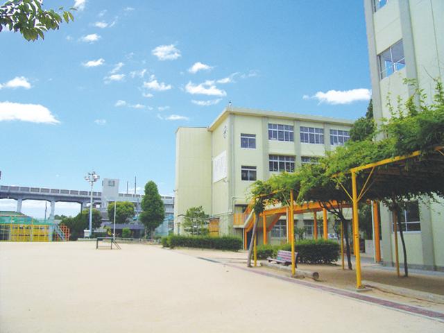 Primary school. Edayoshi until elementary school 350m
