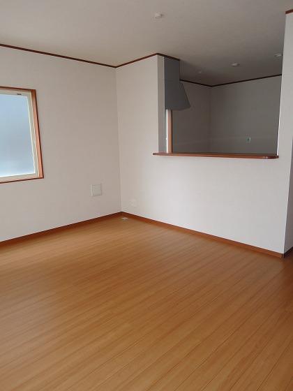 Same specifications photos (living)