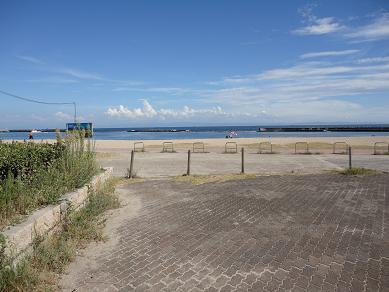 park. 474m to Suma beach park