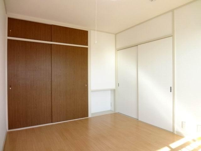 Non-living room. Western-style 6 Pledge. With closet. cross ・ CF Hakawasumi. Is yang This good at MinamiMuko.