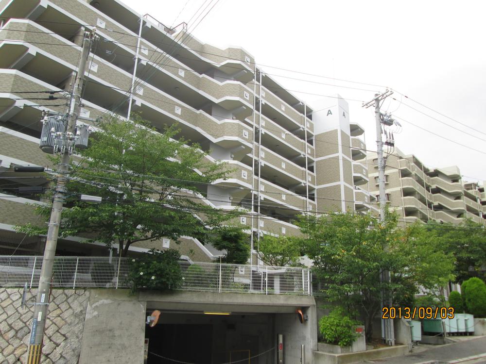 Local appearance photo. Southwest Corner Room, On-site parking sky there, It is attractive, such as a balcony more than two faces!
