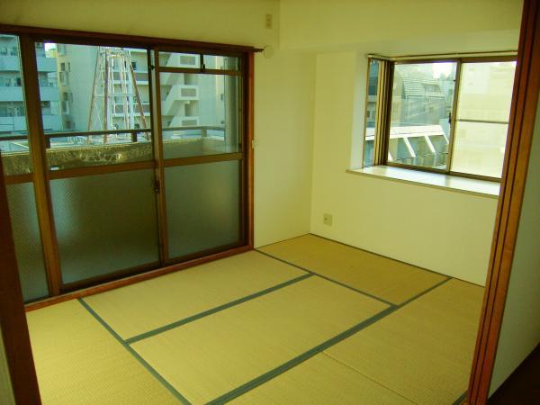 Non-living room. Is a positive per preeminent
