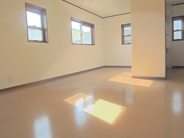 Living. Indoor (11 May 2013) Shooting