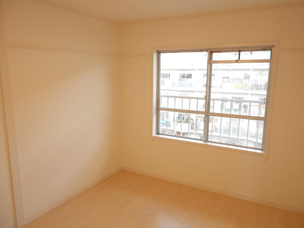 Non-living room