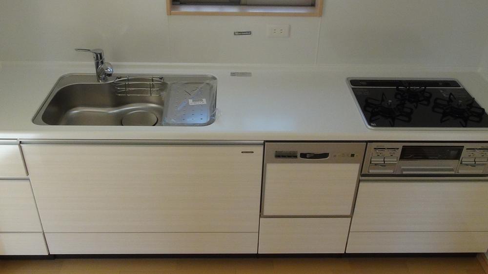 Kitchen.  [A No. land] Dish washing dryer with system Kitchen