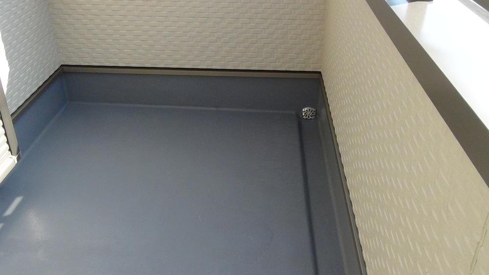 Balcony.  [A No. land] Spacious balcony