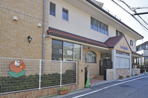 kindergarten ・ Nursery. Sapling nursery