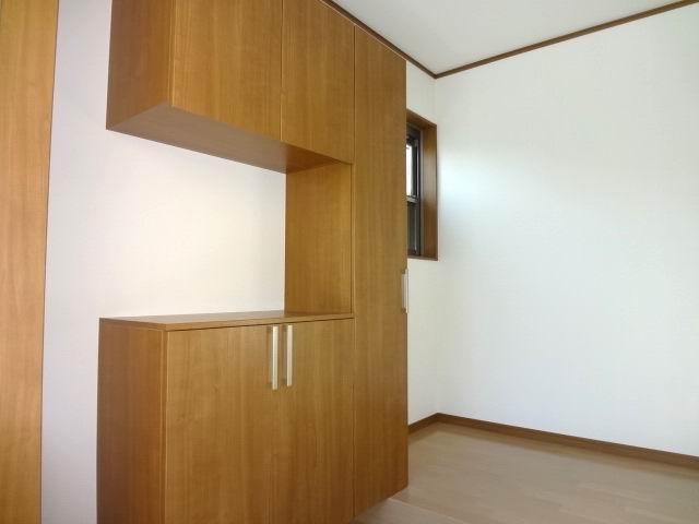 Entrance. The first floor entrance hall. Shoes is with a box. 