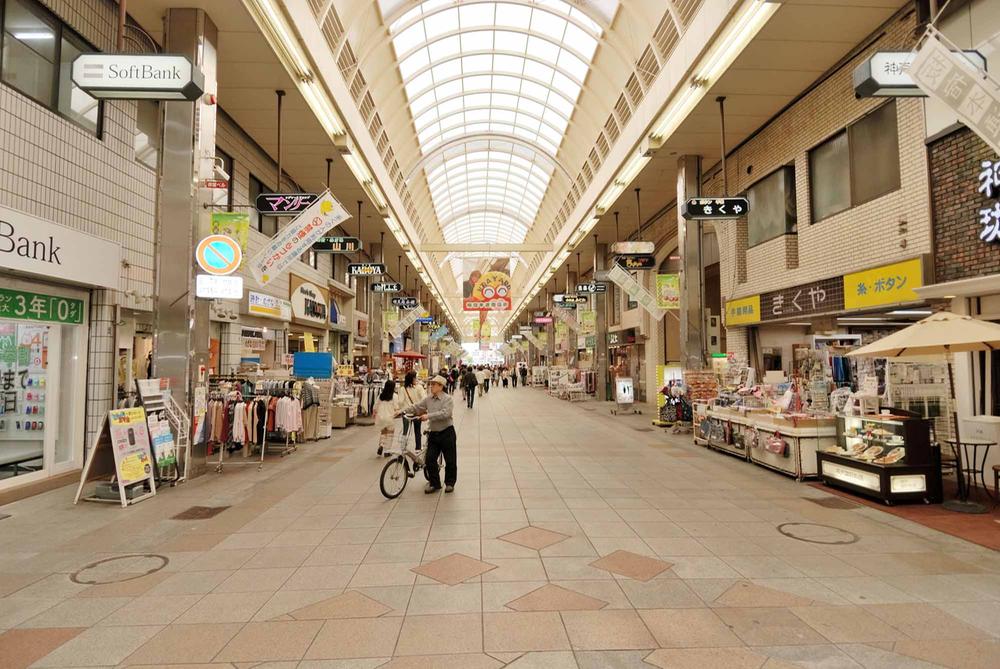 Other Environmental Photo. Itayado boasts a 1125m Nishikobe largest scale up to shopping street Itayado shopping district. It is composed of a large number of specialty store, Only here in the shopping is okay. 