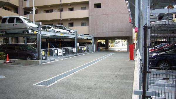 Parking lot