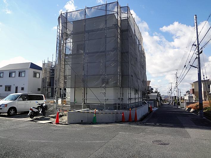 Local appearance photo.  ◆ Appearance in the local architecture! Clear of the road width! Local (12 May 2013) Shooting