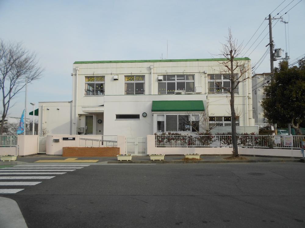 kindergarten ・ Nursery. Shirakawadai 50m until the children's house